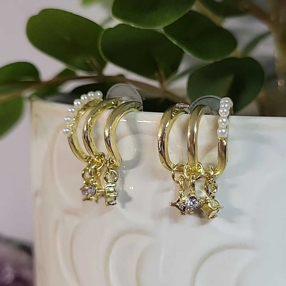 Claw Style Huggies with Faux Pearl, Crystal Dangles, S925 - Picture 1 of 7